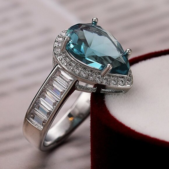 🔥Dainty Sea Blue Water Drop Crystal Pure CZ Silver Pear  🔥Dainty Sea Blue Water Drop Crystal Pure CZ Silver Pear Ring for Women, K916